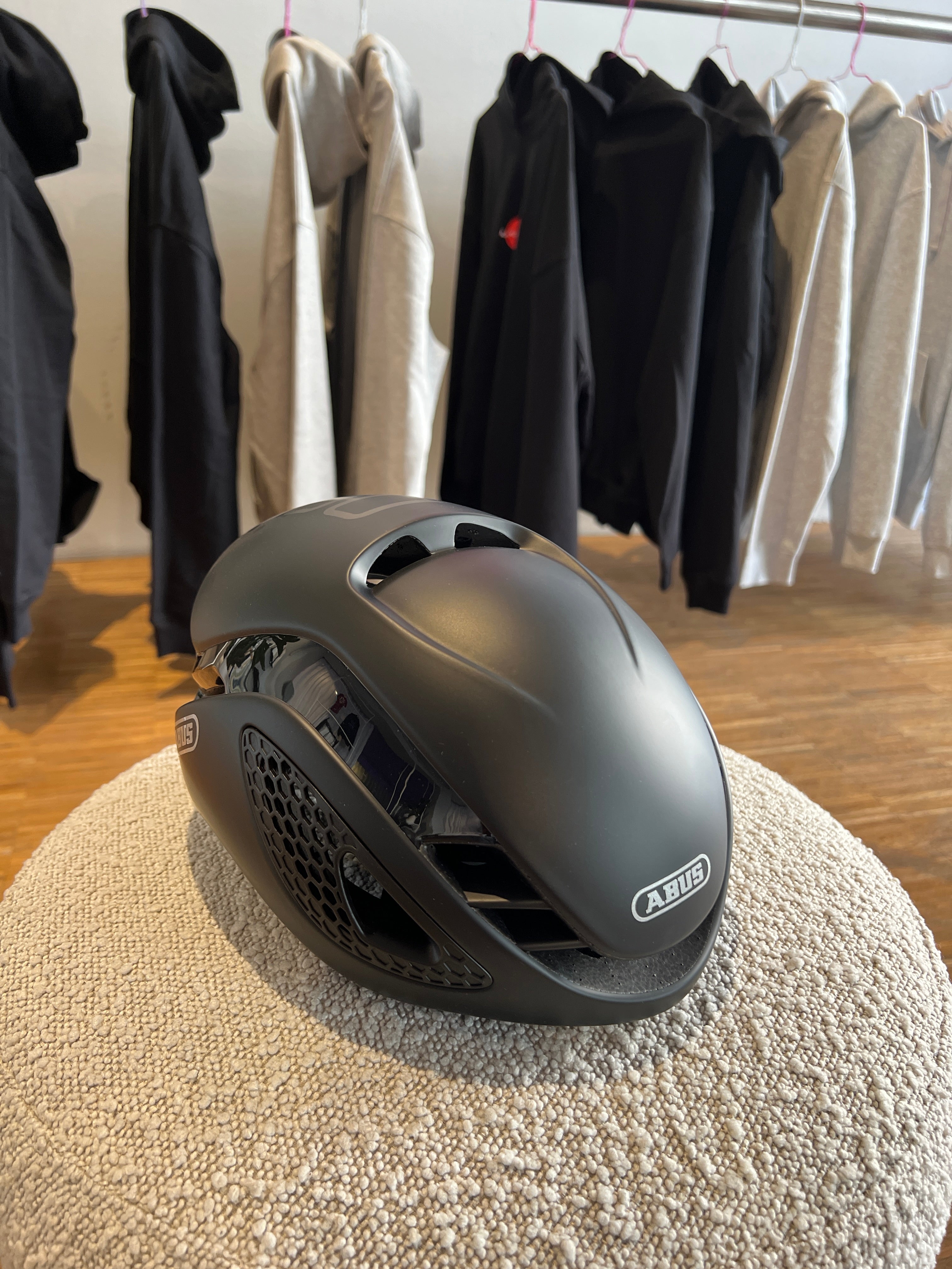 gamechanger fahrradhelm ABUS Gamechanger Velvet Black – Garage Sale